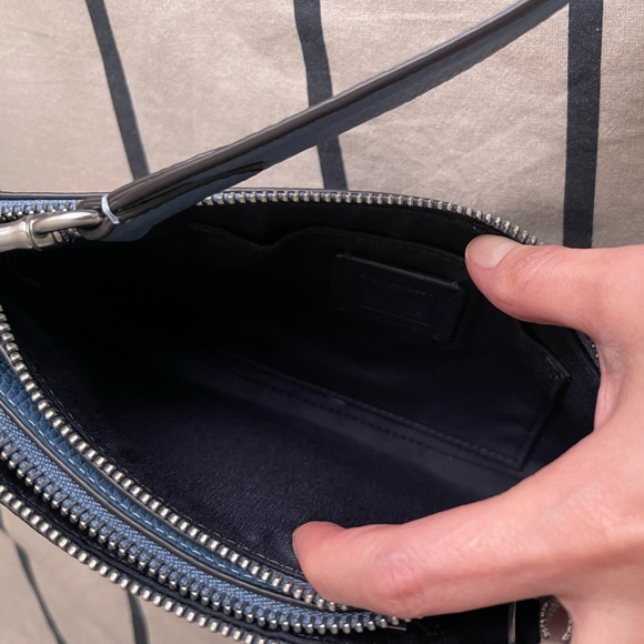 NEW Coach Pebble Leather Double Zip Crossbody Bag Detachable Strap Drop22”CJ789 - Picture 16 of 17